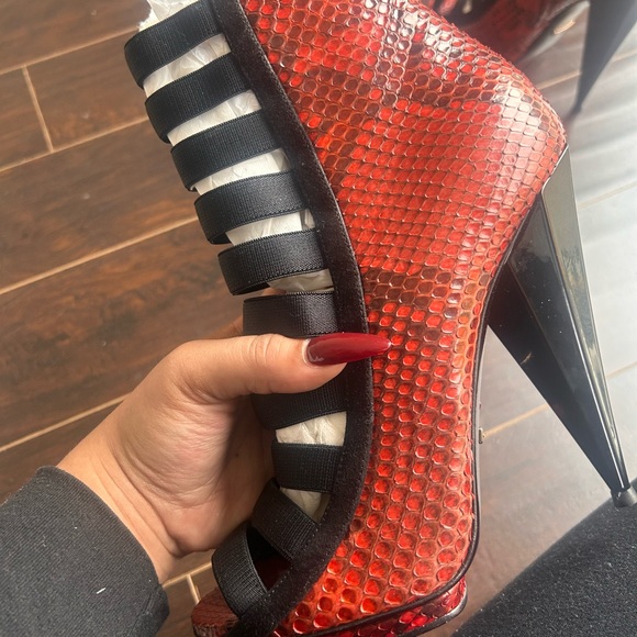 ❤️🐍Original snake skin Gucci booties🐍❤️ - Picture 4 of 8